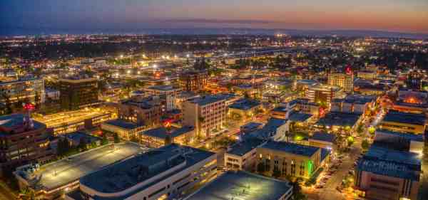 Get Directions to Universal Urgent Care at 2121 Niles Street in Bakersfield, CA